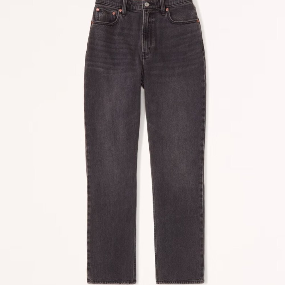 Abercrombie Curve Love Ultra High Rise 90s Straight Jean - Sz. 0 / 25 SHORT